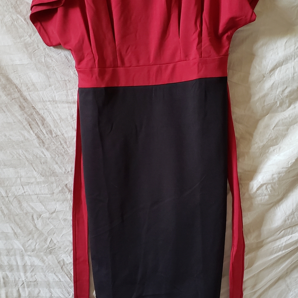 Red and Black Colorblock Midi Sheath Dress
